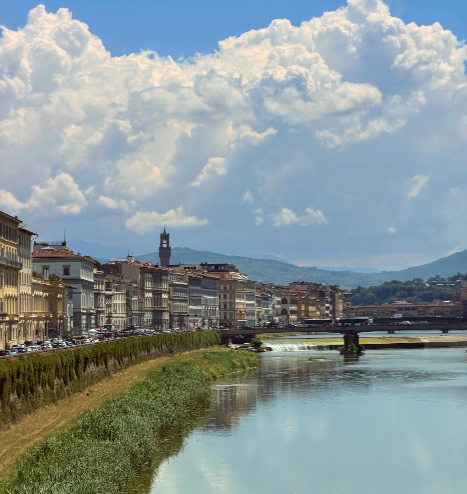 View along the Arno toward the tower of Palazzo Vecchio, Florence